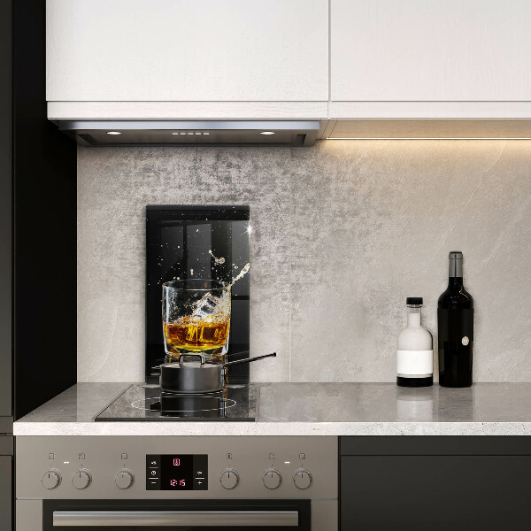 Protection plaque induction Un verre de whisky