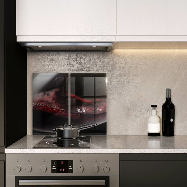 Protection plaque induction Vin rouge dans un verre