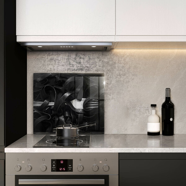 Protection plaque induction Pâtes tagliatelles noires