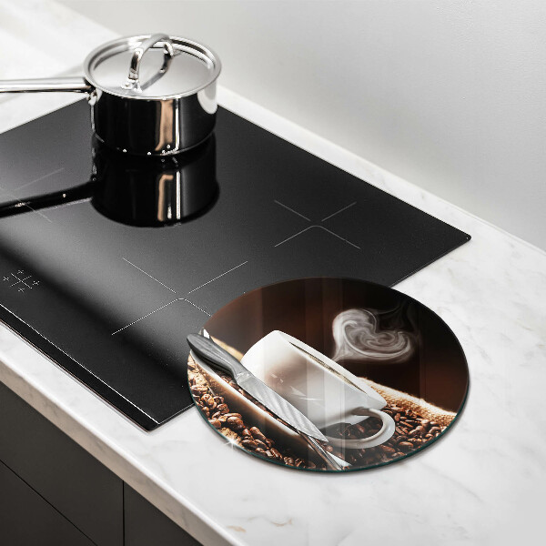 Protection plaque induction Un café et une tasse