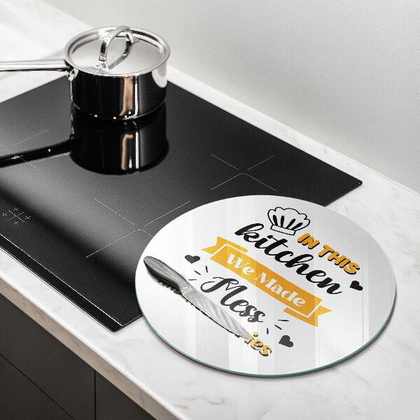 Protection plaque induction Dans cette cuisine nous avons fait du désordre et des souvenirs