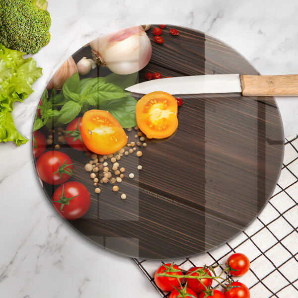 Protection plaque induction Des légumes sur la table