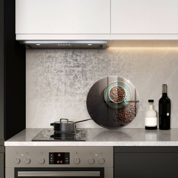 Protection plaque induction Une tasse de grains de café