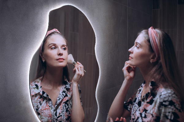 miroir organique led décoratif 45x90 cm