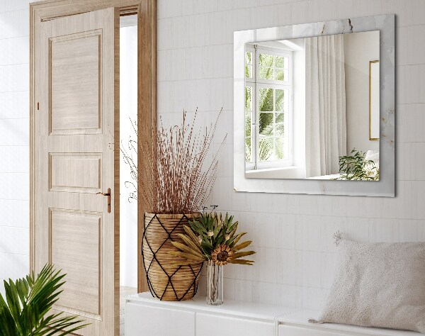 Motifs en marbre blanc