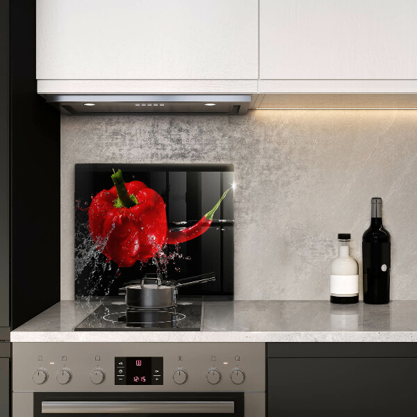 Protection plaque induction Poivrons rouges dans l'eau