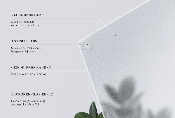 Plateau en verre trempé de forme carrée translucide