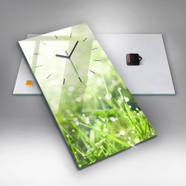 Horloge rectangulaire verticale herbe verte