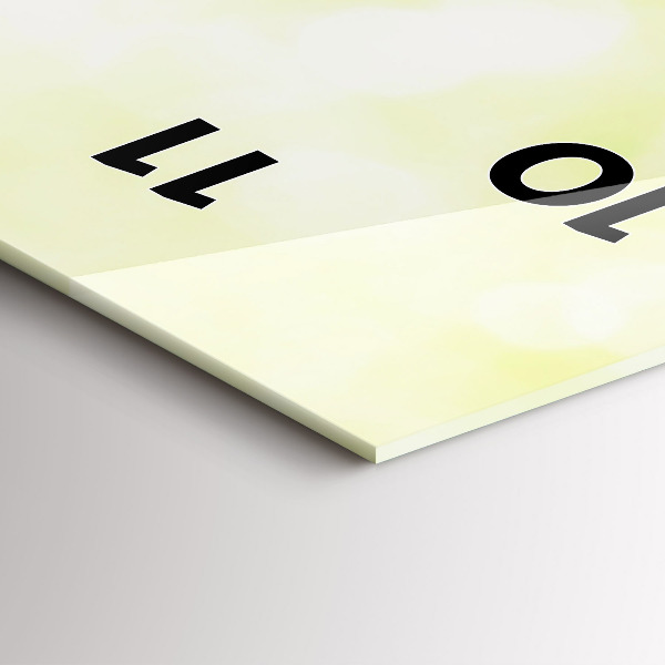 Horloge rectangulaire verticale herbe verte