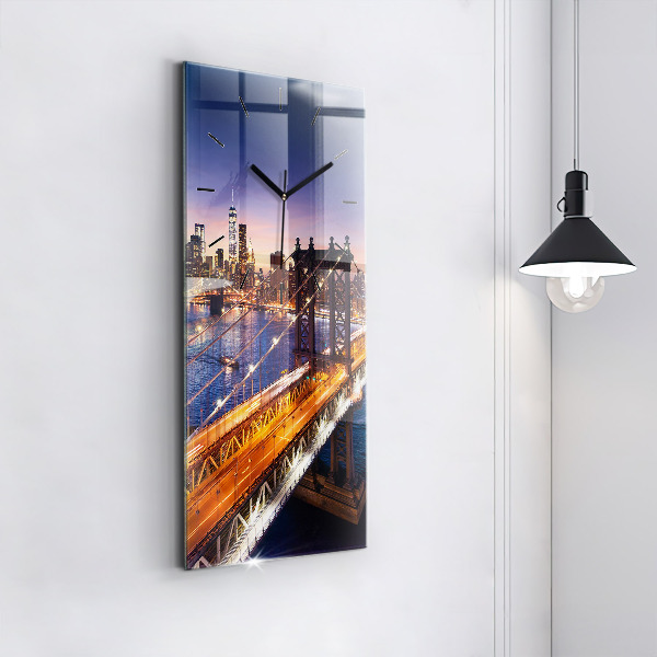Horloge rectangulaire verticale New York et le coucher du soleil