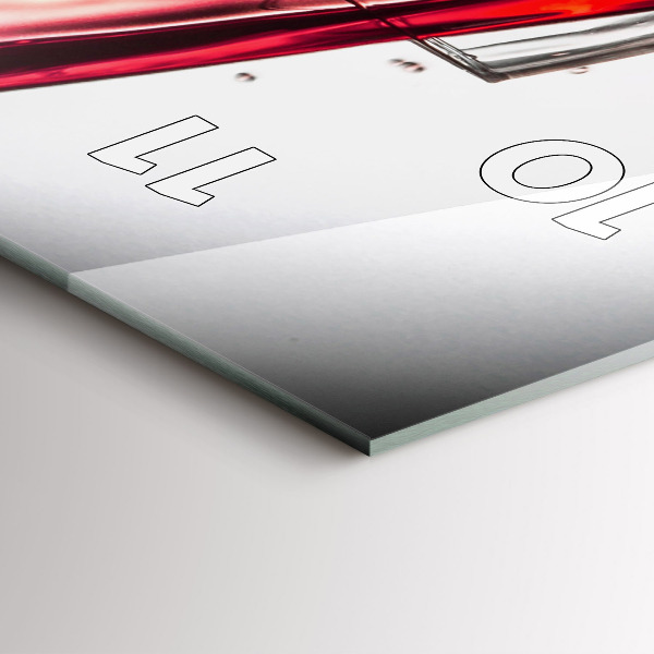 Horloge rectangulaire verticale Un verre de vin