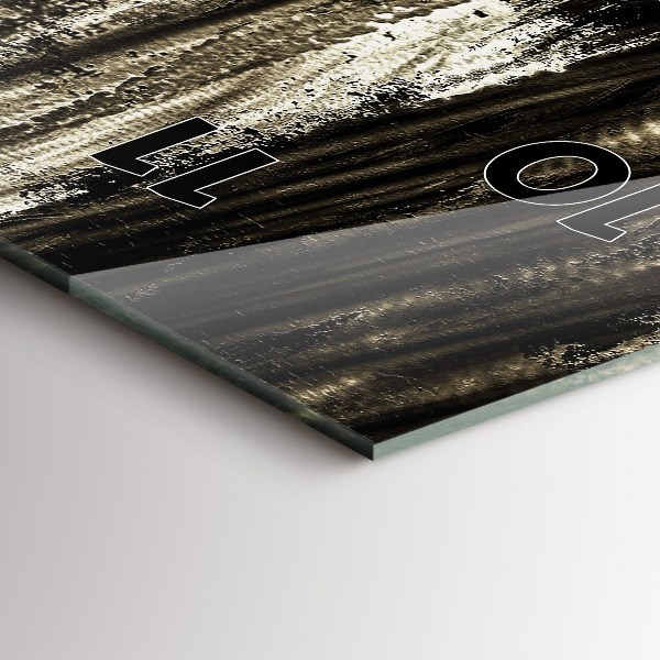 Horloge rectangulaire verticale Femme par une nuit pluvieuse