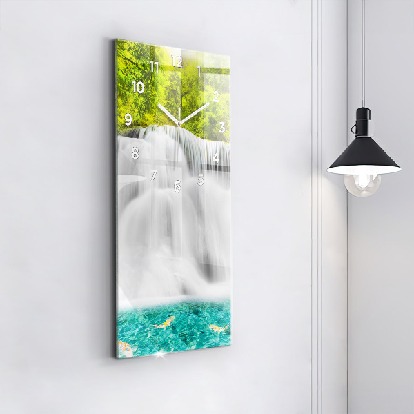 Horloge rectangulaire verticale Cascade en Thaïlande