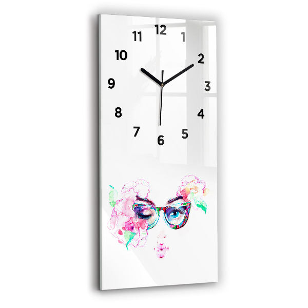 Horloge rectangulaire verticale Femme avec des lunettes