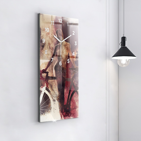 Horloge murale verticale Femme et vélo