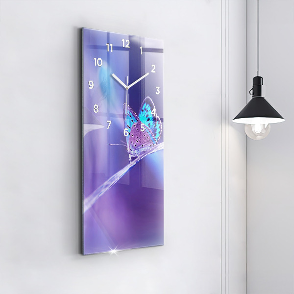 Horloge murale verticale 'Papillon sur l''herbe'
