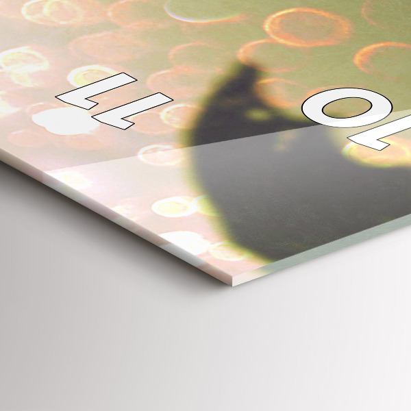 Horloge murale verticale Des gens avec des parapluies