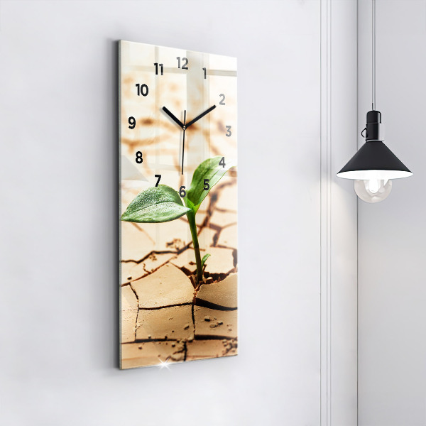Horloge rectangulaire verticale Planter dans un sol sec