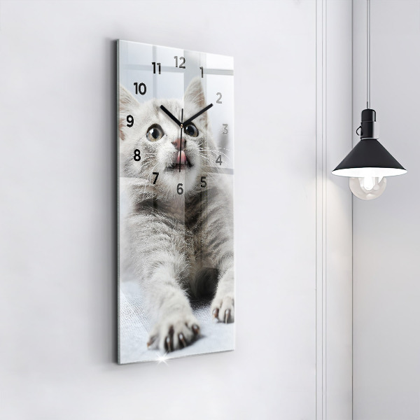 Horloge rectangulaire verticale Chat sur le canapé