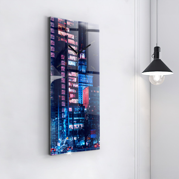 Horloge murale verticale Varsovie la nuit