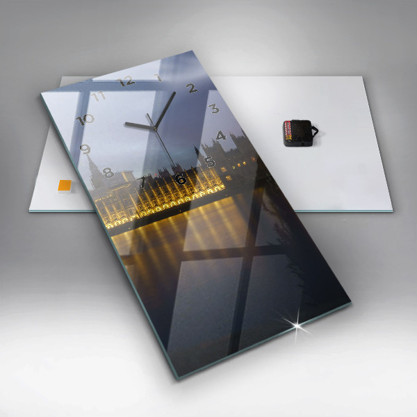 Horloge murale verticale Palais de Winchester à Londres