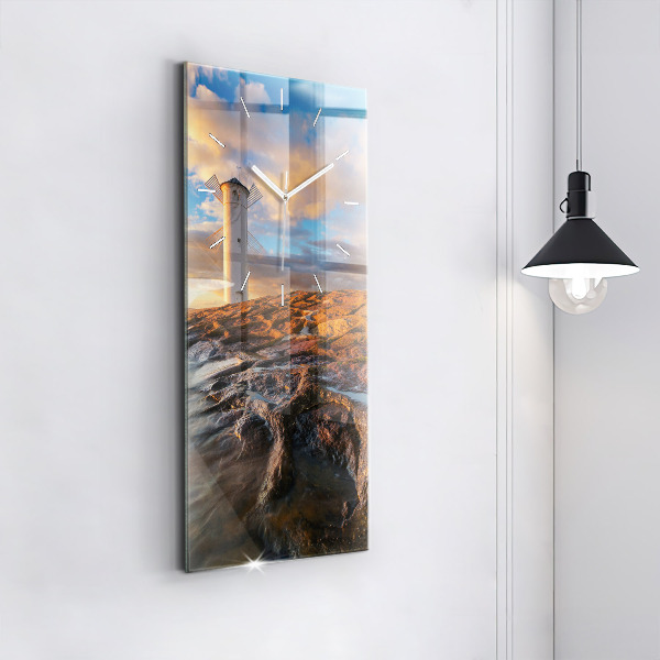 Horloge rectangulaire verticale Le phare et la mer Baltique