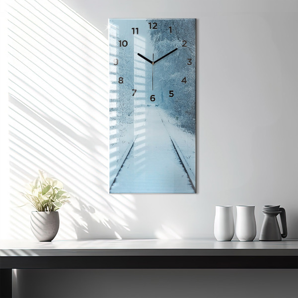Horloge murale verticale Cerf sur les rails