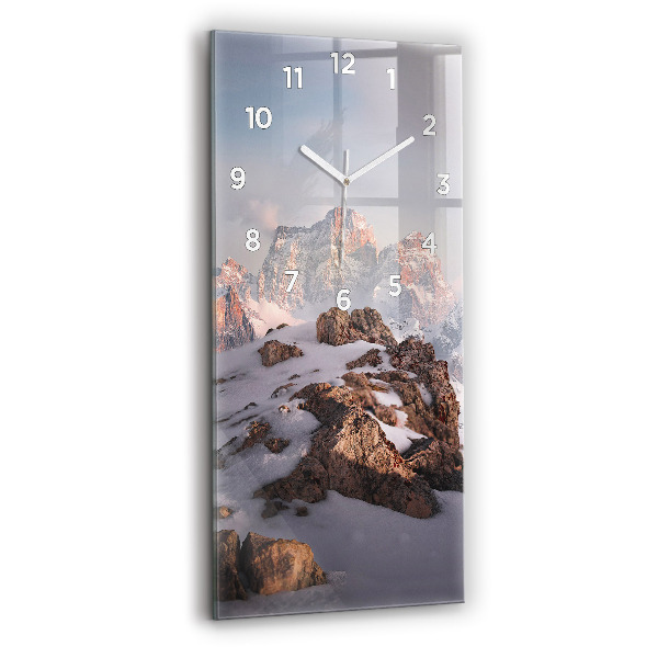 Horloge murale verticale Une montagne couverte de neige