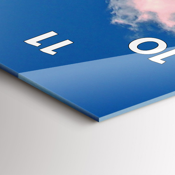 Horloge murale verticale Montagnes sous le ciel bleu