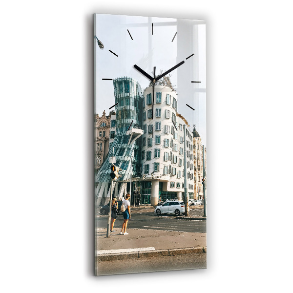 Horloge murale verticale Maison dansante de Prague
