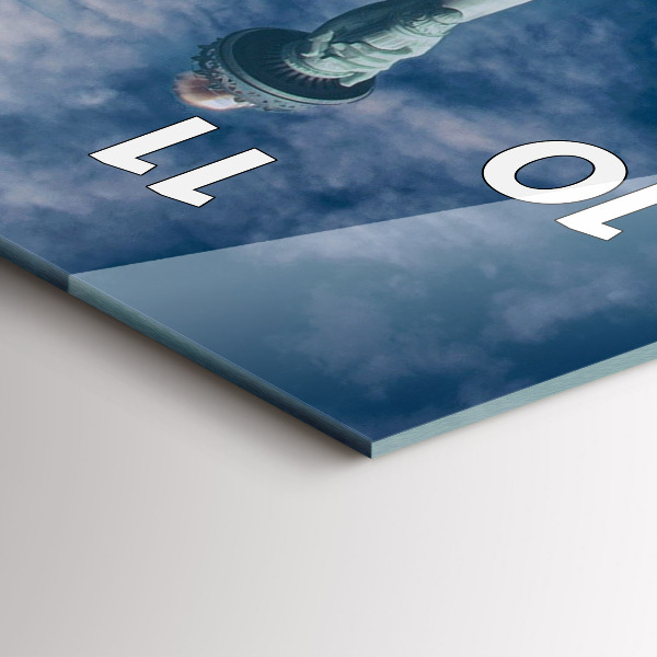 Horloge murale verticale Statue de la Liberté à New York