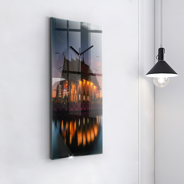 Horloge murale verticale Temple à Bangkok