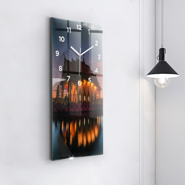 Horloge murale verticale Temple à Bangkok