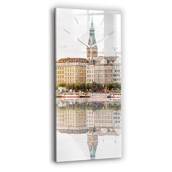 Horloge rectangulaire verticale Rivière Hambourg Allemagne