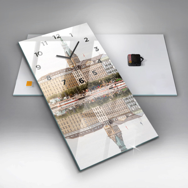 Horloge rectangulaire verticale Rivière Hambourg Allemagne