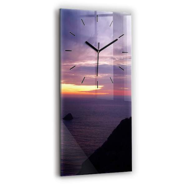 Horloge rectangulaire verticale Tête de pierre