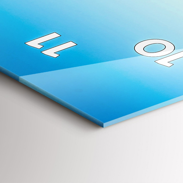 Horloge rectangulaire verticale Skieur dans les Alpes