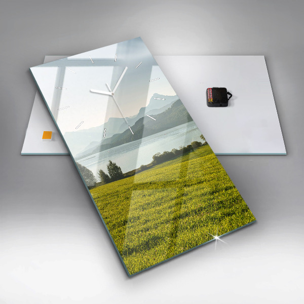 Horloge murale verticale Montagnes et champs