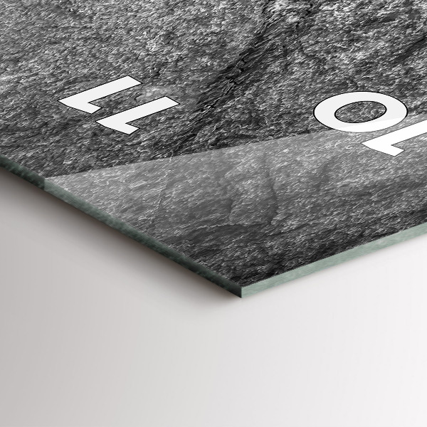 Horloge rectangulaire verticale Roche volcanique