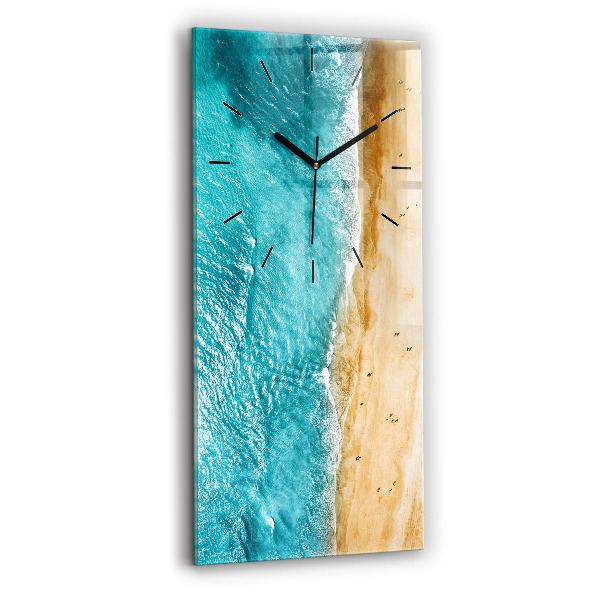 Horloge rectangulaire verticale gens de la plage de la mer