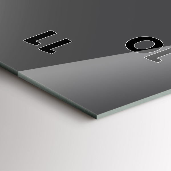 Horloge murale verticale Couleur gris