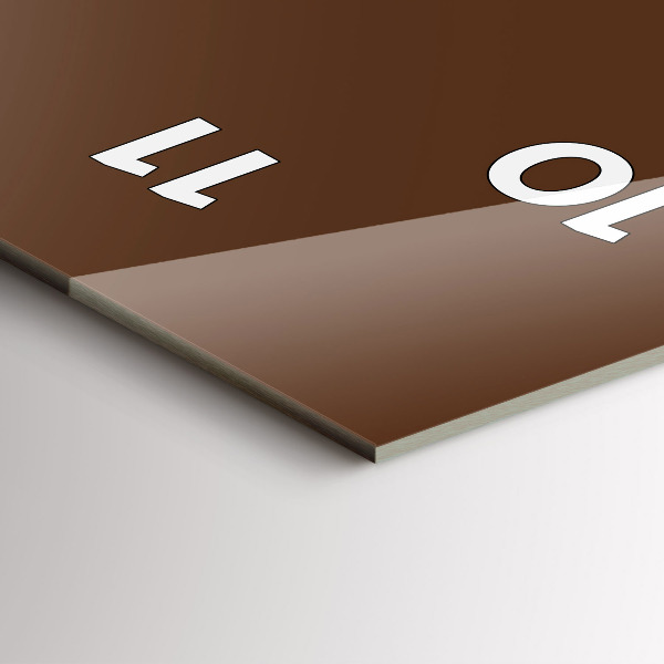 Horloge murale verticale Couleur marron