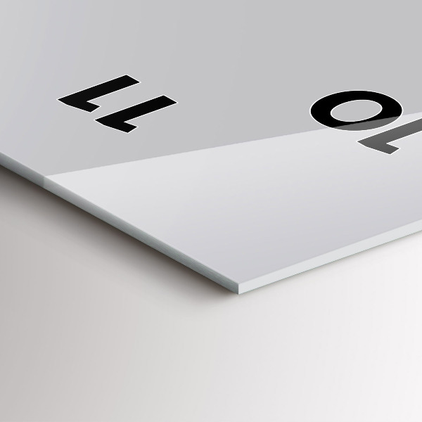 Horloge murale verticale Couleur gris clair