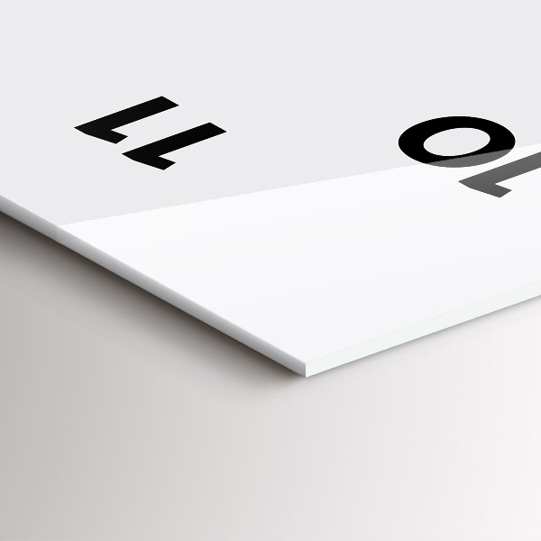 Horloge murale verticale Couleur blanc foncé