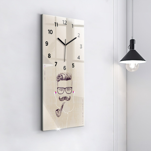 Horloge murale verticale Homme avec une pipe