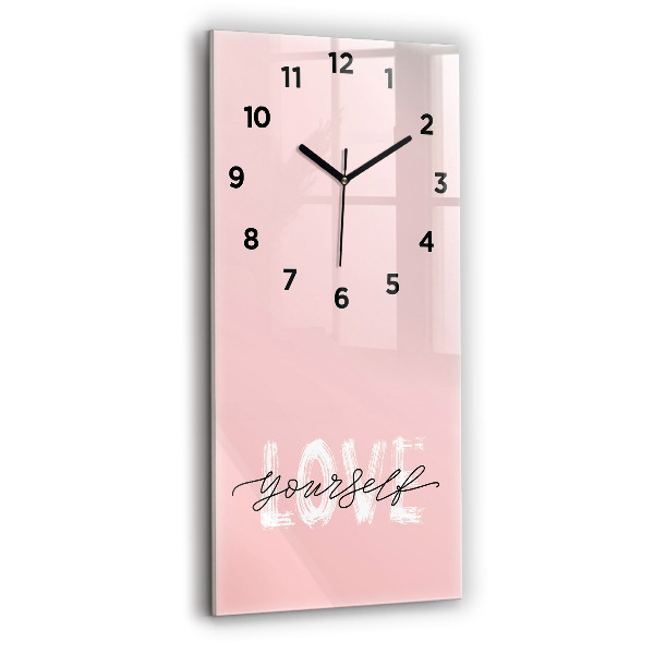 Horloge rectangulaire verticale 'L''inscription Aimez-vous'