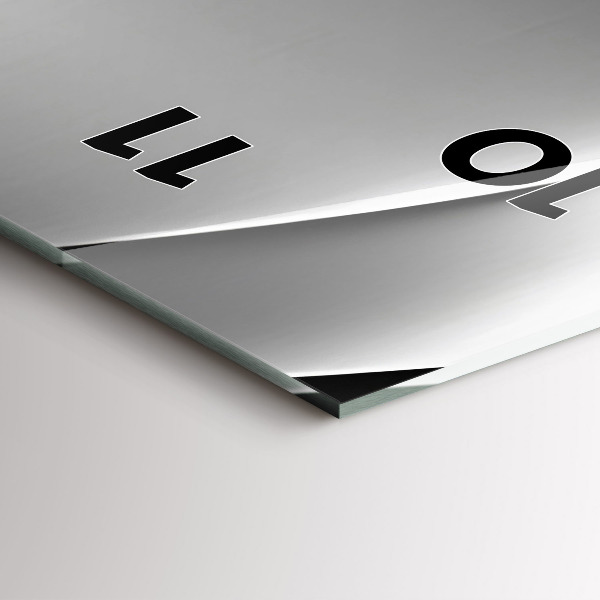 Horloge murale verticale Abstraction argentée