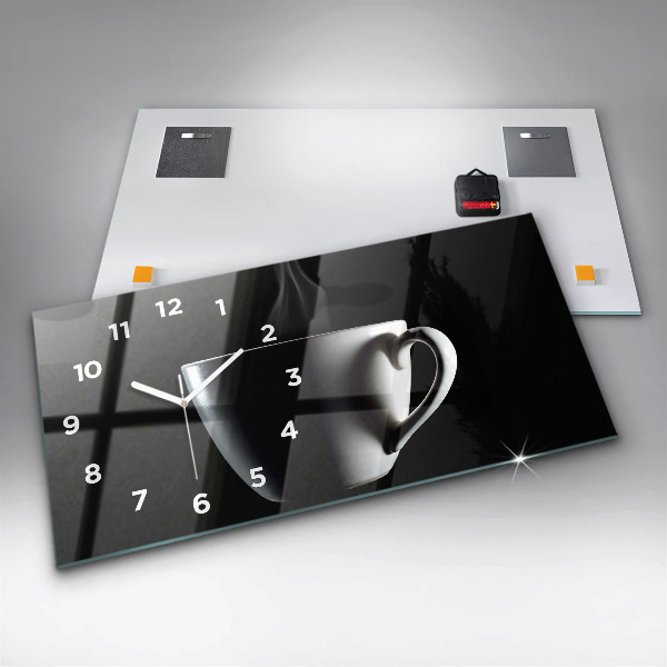 Horloge rectangulaire horizontale Une tasse de café