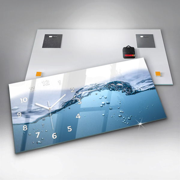 Horloge murale horizontale 'Gros plan sur l''eau'
