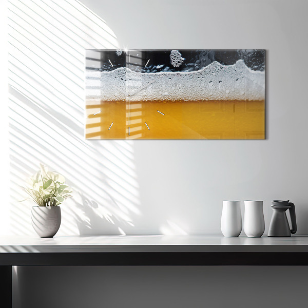 Horloge murale horizontale Gros plan sur la bière